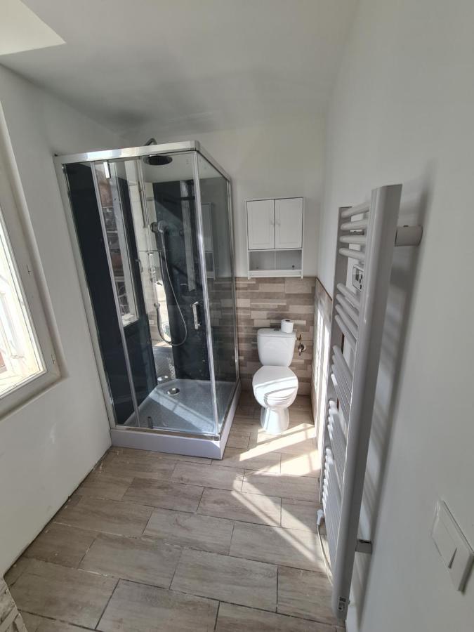 Appartement 60M2 Rdc Avec Jardin Saint-Genis-des-Fontaines Екстер'єр фото