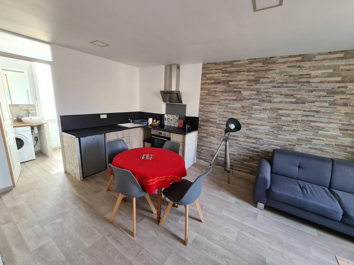 Appartement 60M2 Rdc Avec Jardin Saint-Genis-des-Fontaines Екстер'єр фото